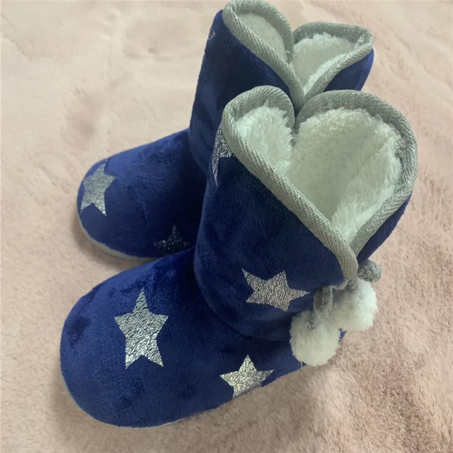 Indoor slipper,slipper, indoor shoes,shoes,textile, homewear