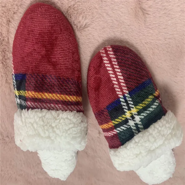 Indoor slipper,slipper, indoor shoes,shoes,textile, homewear