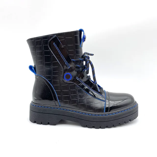 Winter 2020 new boys and girls thick soles waterproof outdoor lace-up side zipper middle tube black red Martin boots