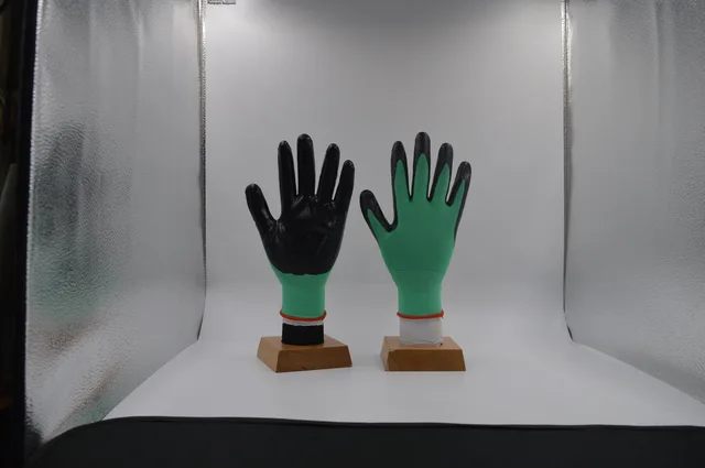 13G Polyester Nitrile coated gloves