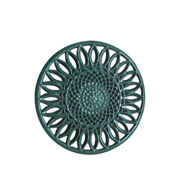 Cast iron trivet
