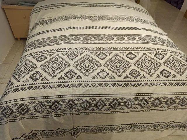 Dyed full jacquard