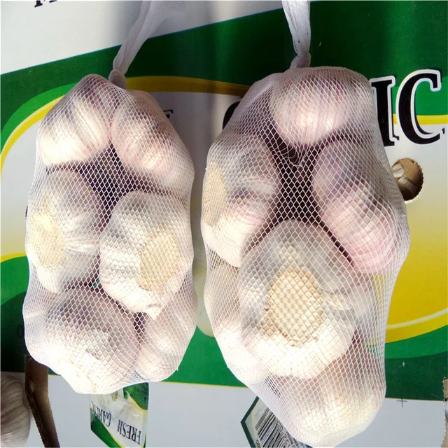 China organic fresh white garlic in cold store