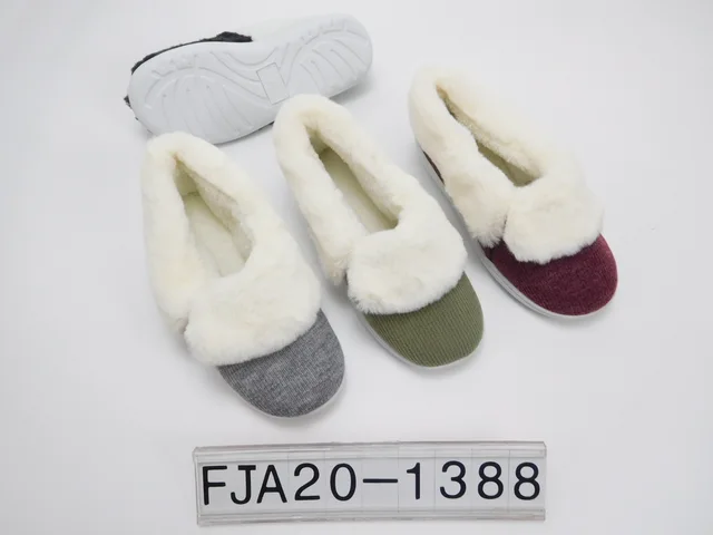 Indoor ladies slippers