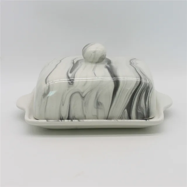 Ceramic butter dish with marbling finish