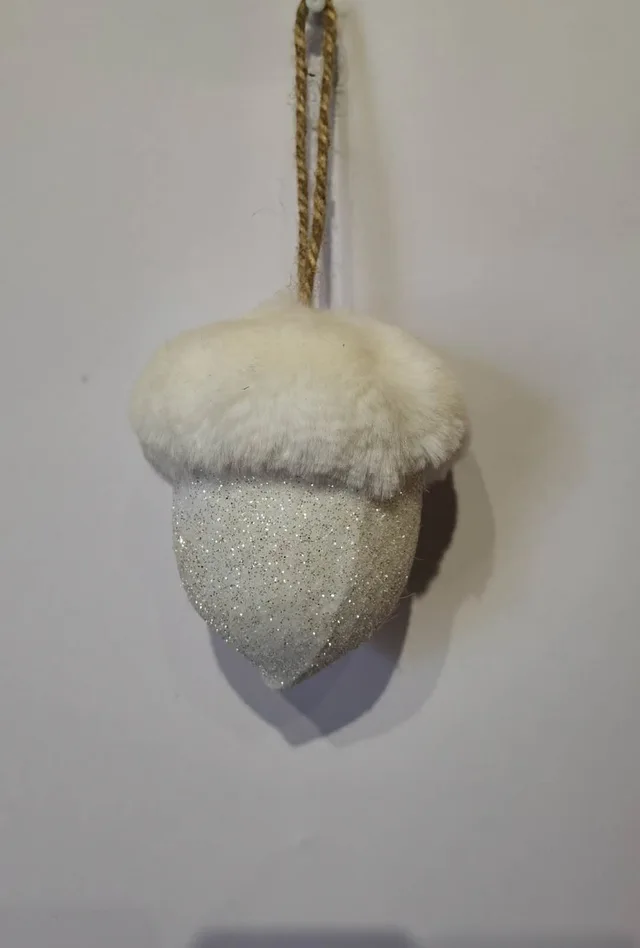 Acorn Decoration Hanger