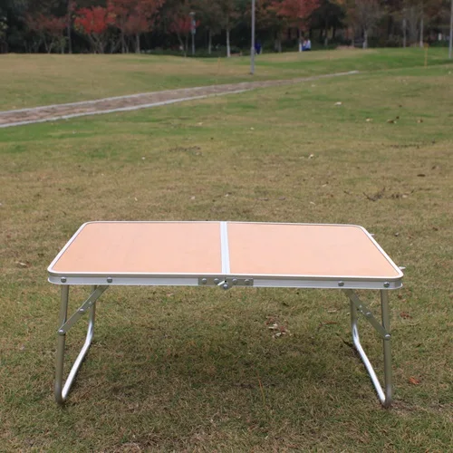 Mini camping table