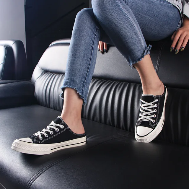 Manufacturer custom outdoor classic fashion low top vulcanized canvas shoes