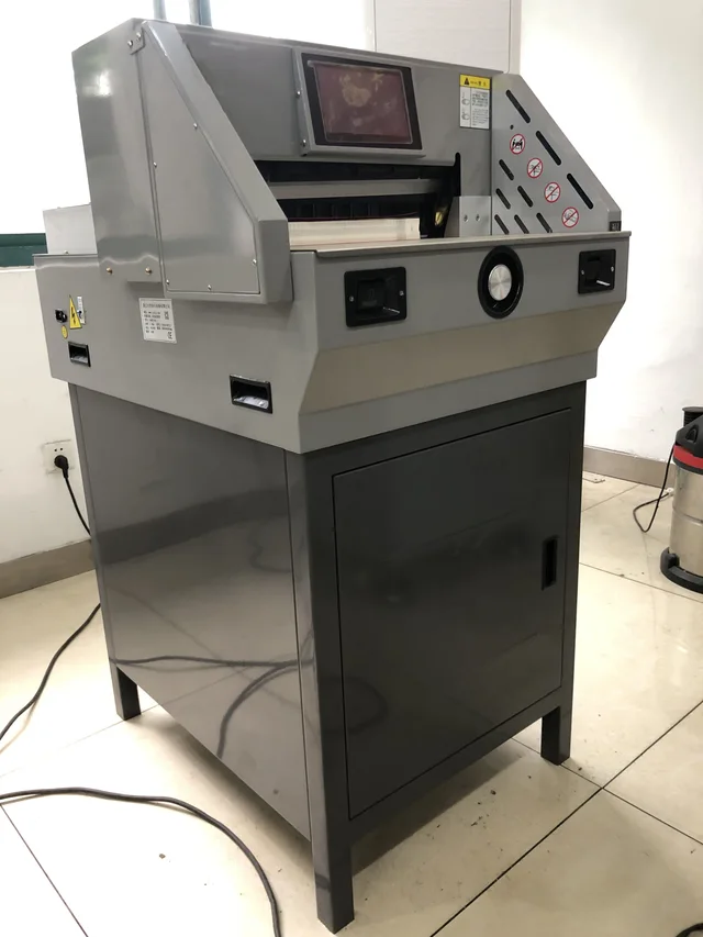 Paper Cutter E460T