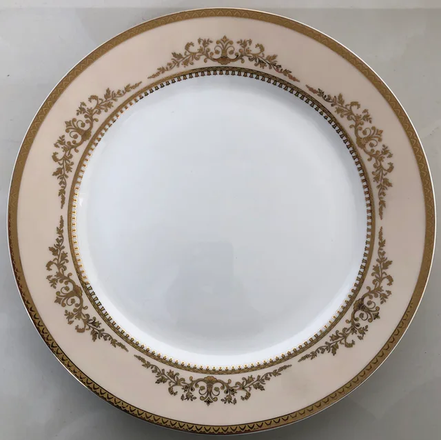 Dinner plate