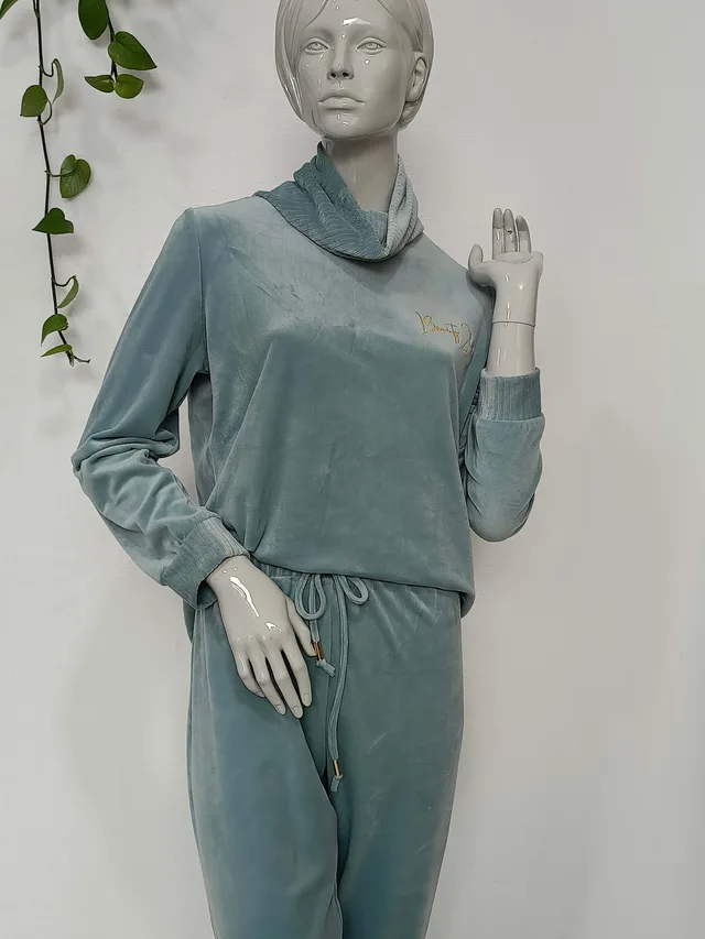 Pajama Set / Loungewear