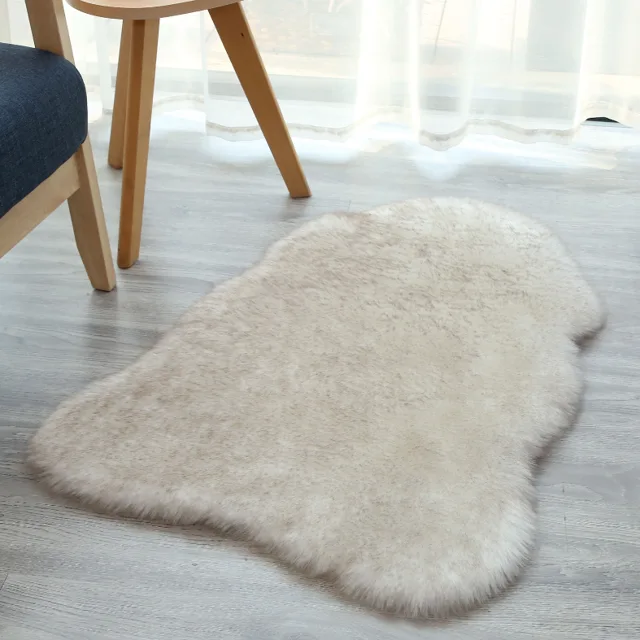 Mordern fashion long pile fake animal fur mat faux fox flooring carpet 2*3ft luxury tipped color artificial fox fur rug
