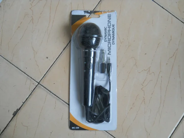 Microphone