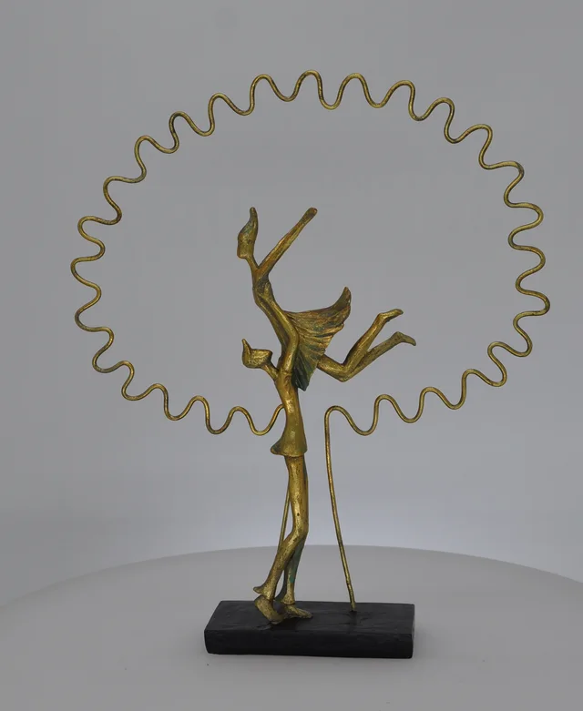 Polyresin Lover With Metal