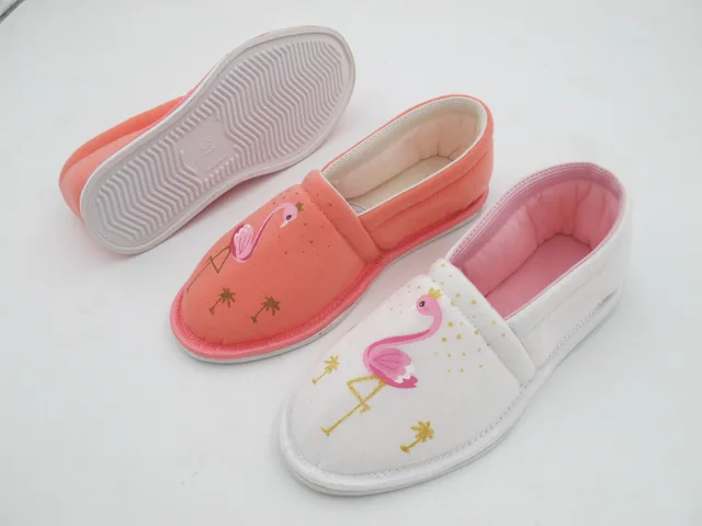 Kids slipper