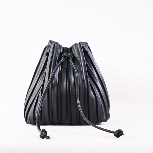 Pleat fabric drawstring shoulder bag