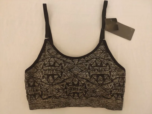 Seamless women's Bra