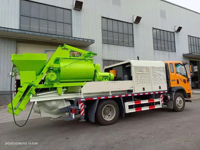 Truck mounted concrete pump with mixer T8