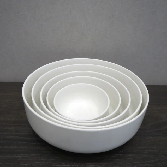 Dinnerware in newbone china