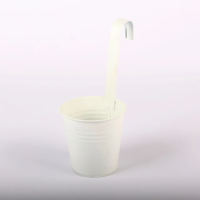Metal pot