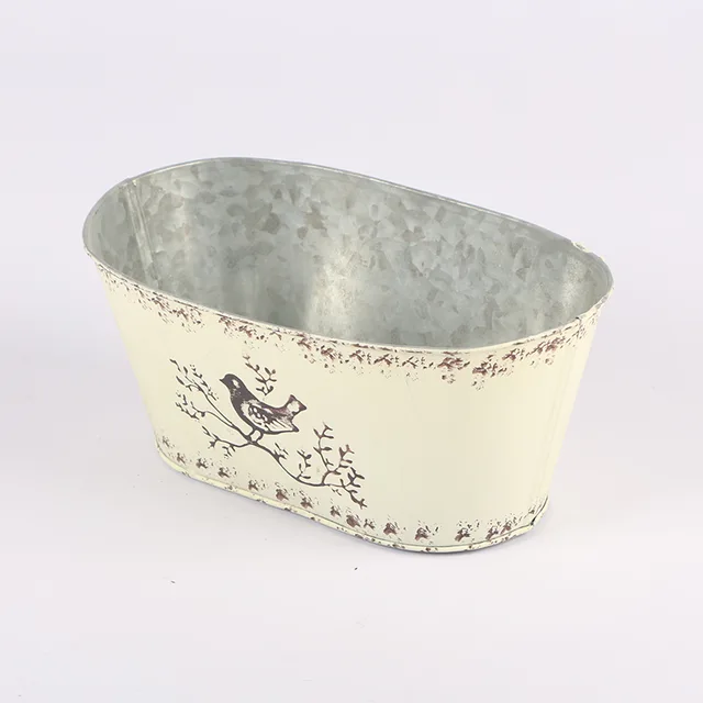 Metal flower pot
