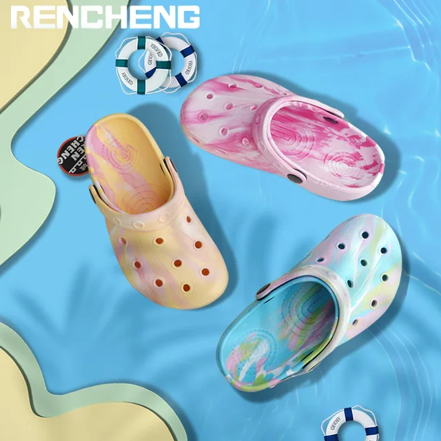 Kid's garden sandals