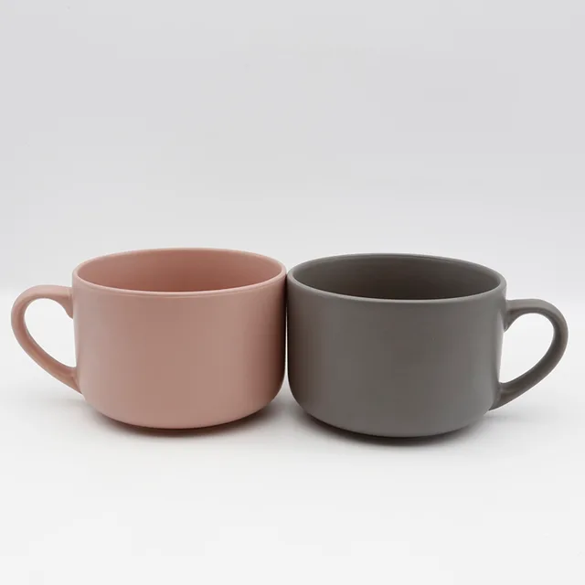 Stoneware mug with matte glaze
