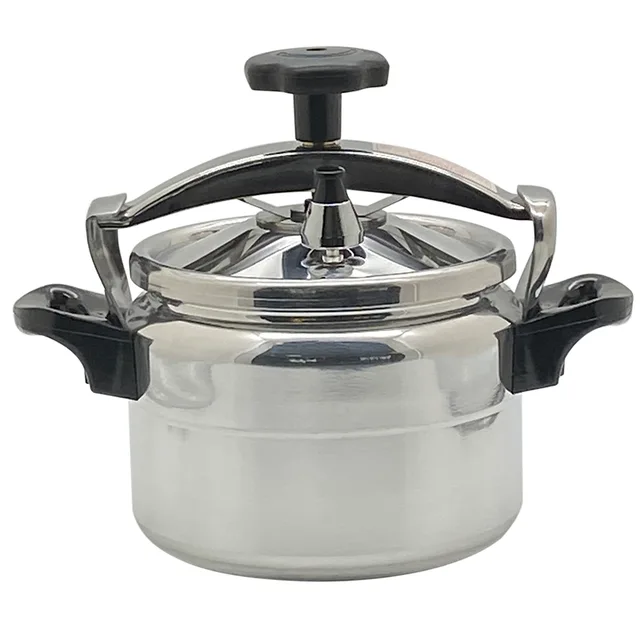 Aluminum pressure cooker
