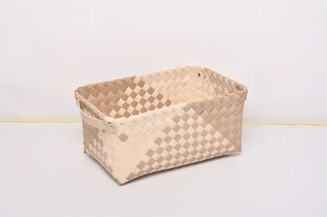 Storage basket