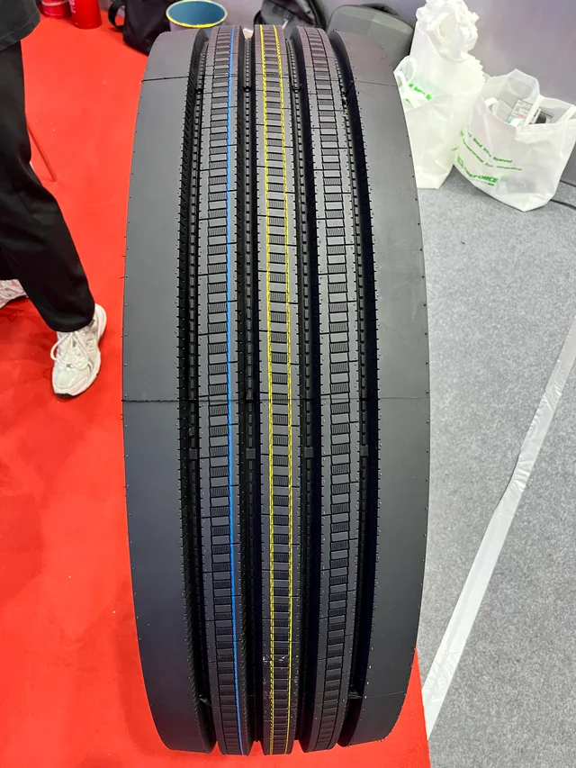 315/80r22.5 Ultra 2