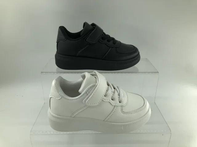 Pvc injection shcool shoes