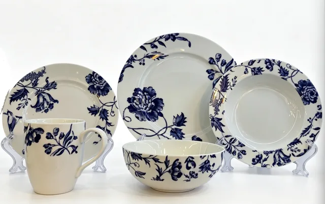 Porcelain Dinner Set