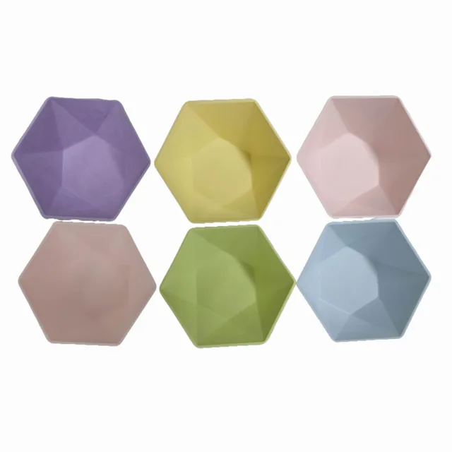 Disposable plates and bowls