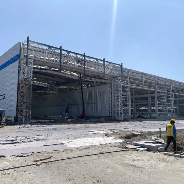 Steel Space Frame Factory Buildings: Modern Industrial Architectural Components